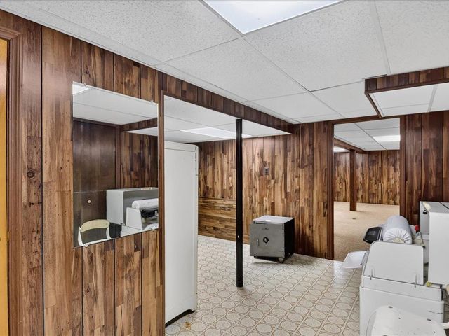 15500 Sherwood Lane, Fraser, MI 48026