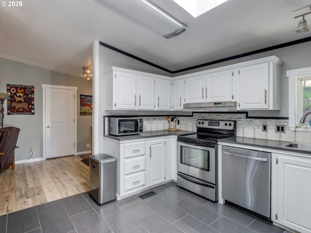 1072 LABARRE Rd, Washougal, WA 98671