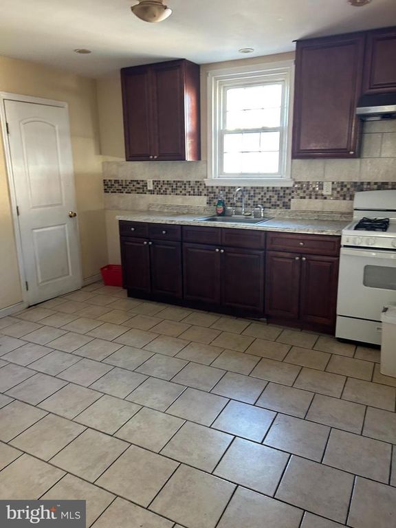 116 RICHFIELD RD, Upper Darby, PA 19082