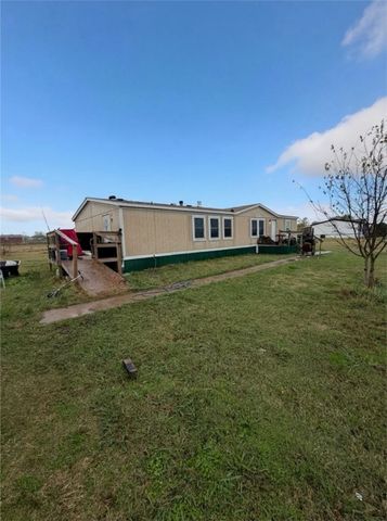 6414 Norton Drive, Terrell, TX 75160