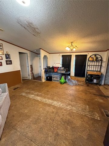 6414 Norton Drive, Terrell, TX 75160