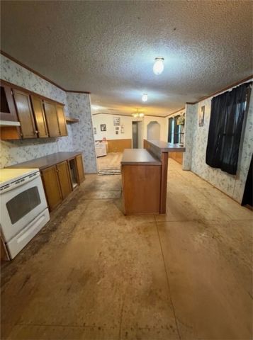 6414 Norton Drive, Terrell, TX 75160