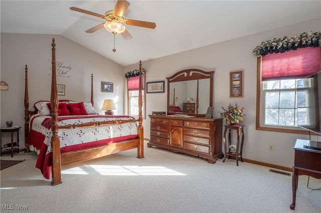 789 Meadow View Drive NW, Canal Fulton, OH 44614