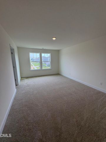 324 Peach Grove Way, Lillington, NC 27546