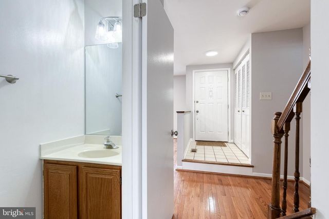 38 TUDOR CT, Lutherville Timonium, MD 21093