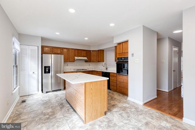 38 TUDOR CT, Lutherville Timonium, MD 21093