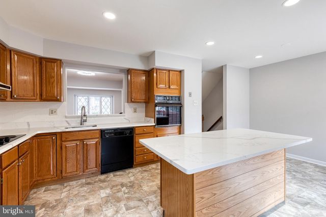 38 TUDOR CT, Lutherville Timonium, MD 21093