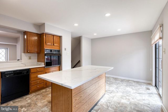 38 TUDOR CT, Lutherville Timonium, MD 21093