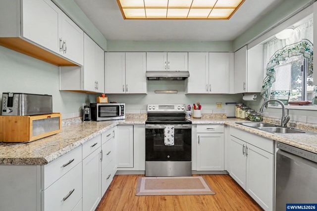 568 49th Av SE, Salem, OR 97317