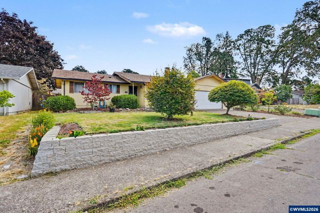 568 49th Av SE, Salem, OR 97317