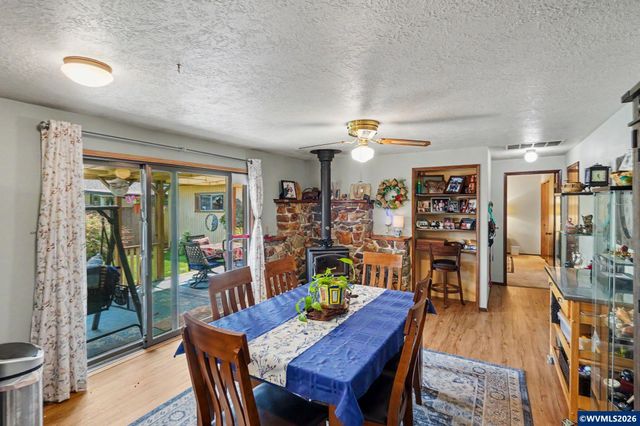 568 49th Av SE, Salem, OR 97317