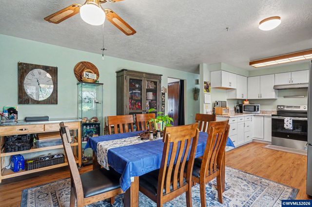 568 49th Av SE, Salem, OR 97317