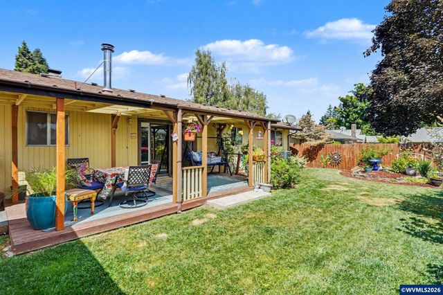 568 49th Av SE, Salem, OR 97317