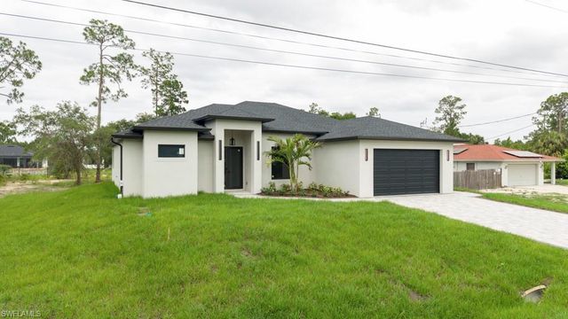 814 Clayton AVE, Lehigh Acres, FL 33972