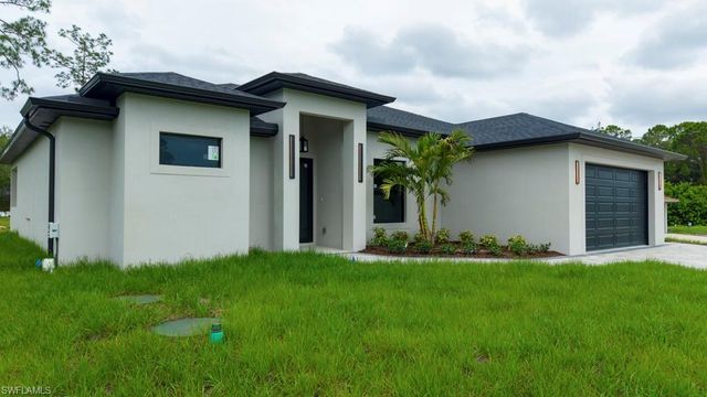 814 Clayton AVE, Lehigh Acres, FL 33972