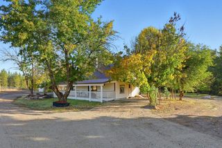 3015 E Center Rd, Mead, WA 99021