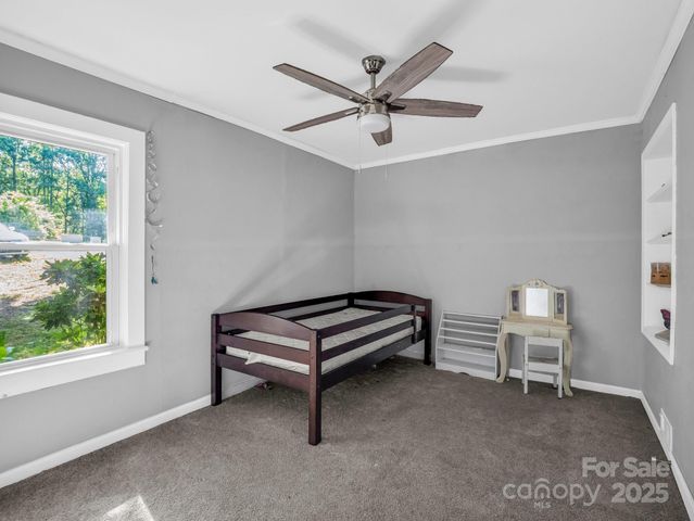 62 Kinard Lane, Penrose, NC 28766