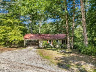 62 Kinard Lane, Penrose, NC 28766