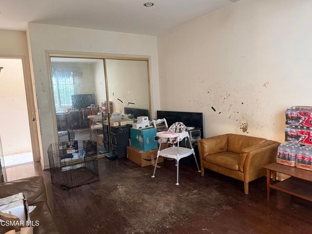 5064 Gaviota Avenue, Encino, CA 91436