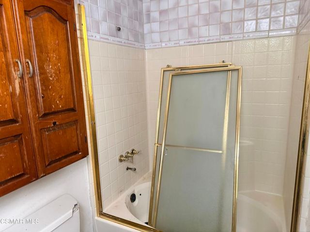 5064 Gaviota Avenue, Encino, CA 91436