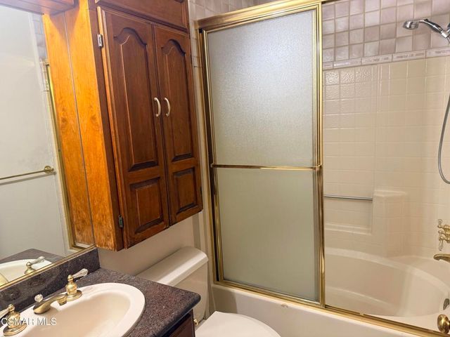 5064 Gaviota Avenue, Encino, CA 91436