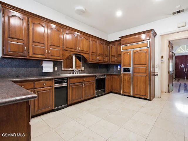 5064 Gaviota Avenue, Encino, CA 91436
