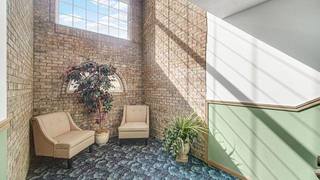 18216 Lange Street 2E, Lansing, IL 60438