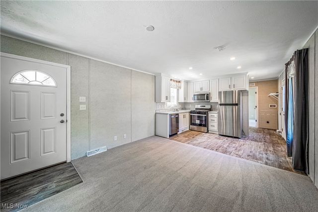 8323 Eagle Road 42, Kirtland, OH 44094