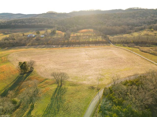4 Hearn Hill Road, Watertown, TN 37184