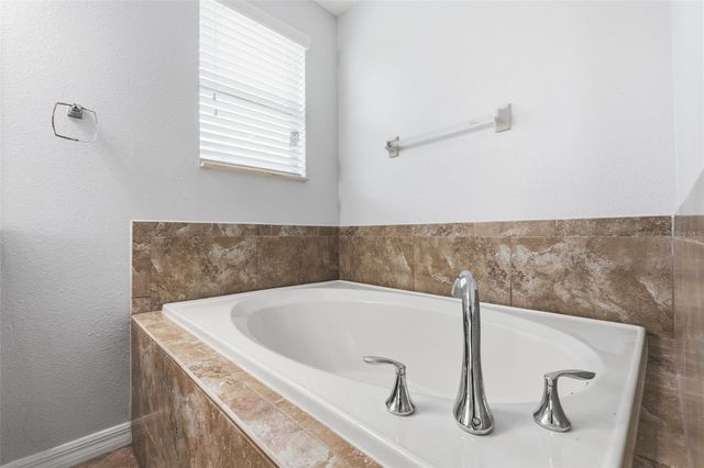 2443 DOVESONG TRACE DRIVE, Ruskin, FL 33570