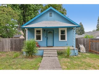 216 Se TOWNSHIP Rd, Canby, OR 97013