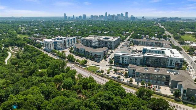 2907 E Martin Luther King Jr BLVD, Austin, TX 78702