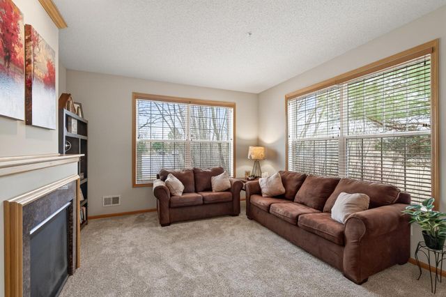 4478 Rosemary Way 7, Hugo, MN 55038