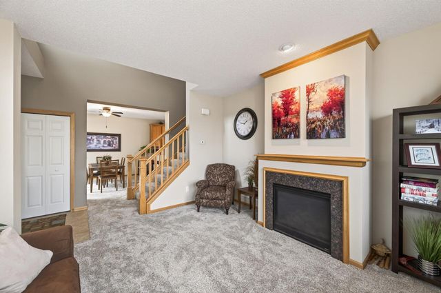 4478 Rosemary Way 7, Hugo, MN 55038