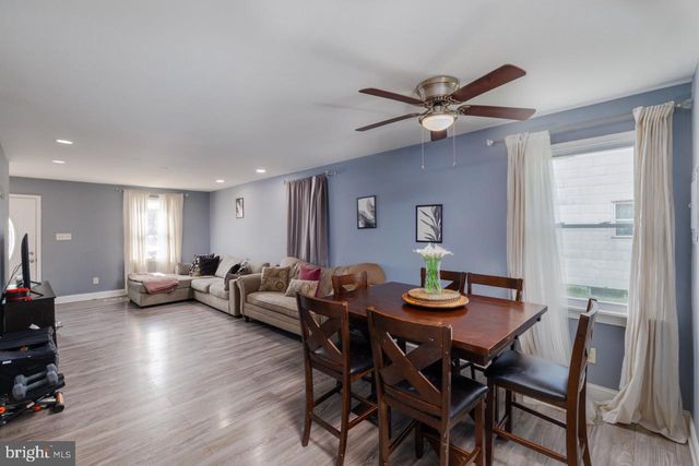 812 SILVER AVE, Baltimore, MD 21221