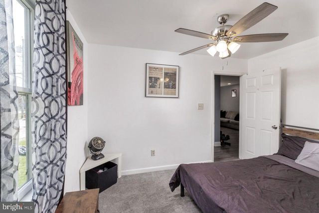 812 SILVER AVE, Baltimore, MD 21221
