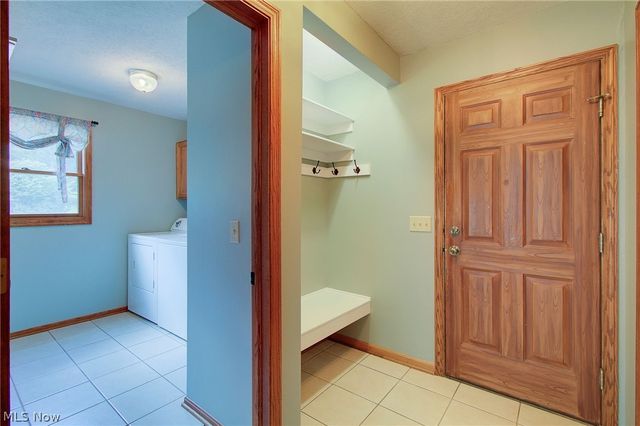 6094 Coppercove Circle NW, North Canton, OH 44720