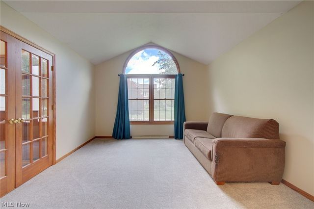 6094 Coppercove Circle NW, North Canton, OH 44720