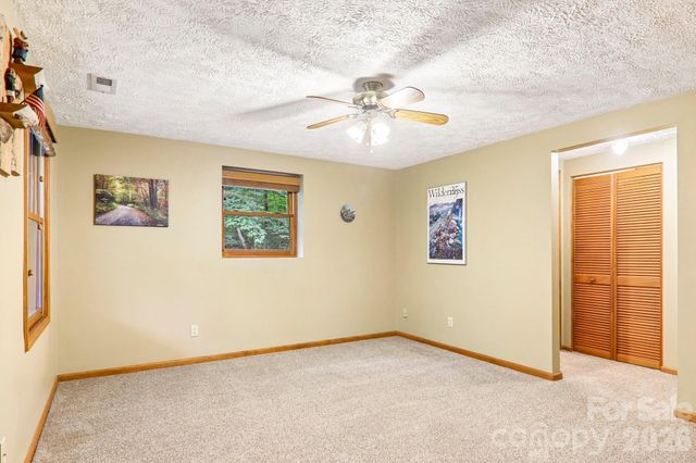 36 Nicholas Lane, Maggie Valley, NC 28751