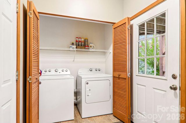 36 Nicholas Lane, Maggie Valley, NC 28751