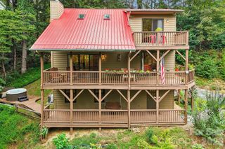 36 Nicholas Lane, Maggie Valley, NC 28751
