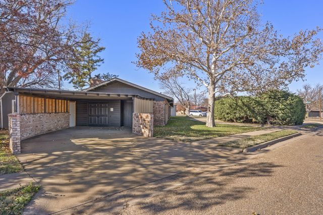 407 North Drive, Abernathy, TX 79311