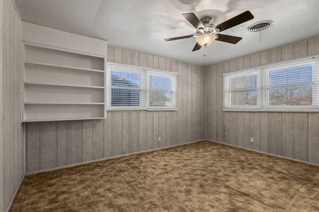 407 North Drive, Abernathy, TX 79311