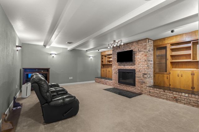 407 North Drive, Abernathy, TX 79311