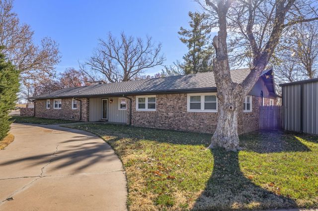 407 North Drive, Abernathy, TX 79311