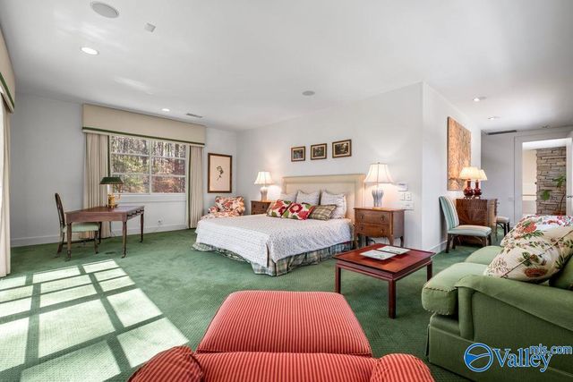 120 River Brow Drive, Gadsden, AL 35901