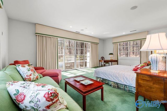 120 River Brow Drive, Gadsden, AL 35901