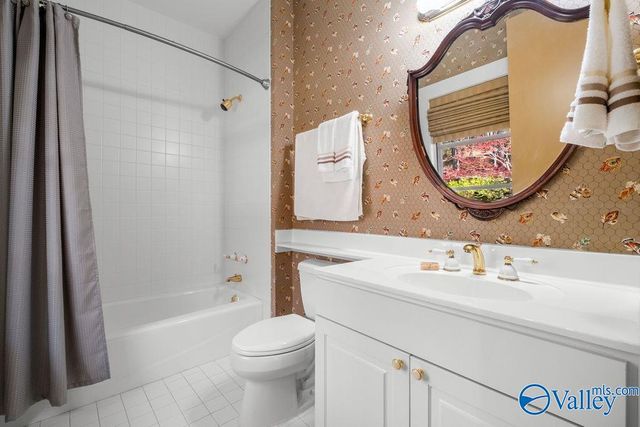 120 River Brow Drive, Gadsden, AL 35901