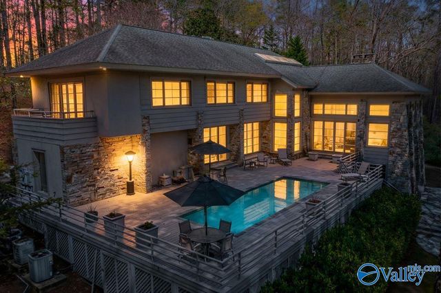 120 River Brow Drive, Gadsden, AL 35901