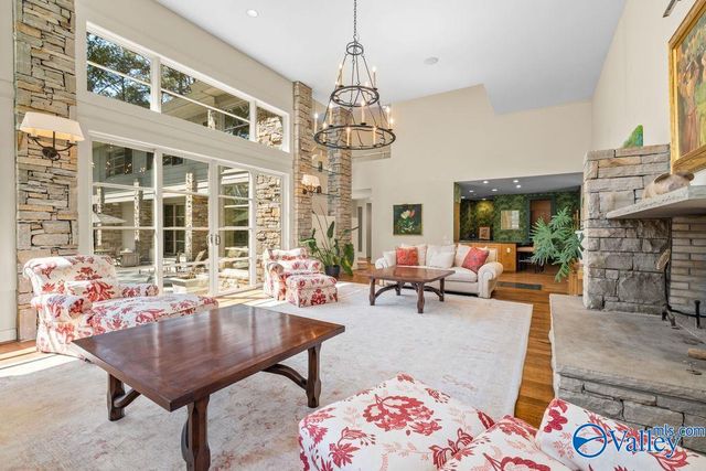 120 River Brow Drive, Gadsden, AL 35901